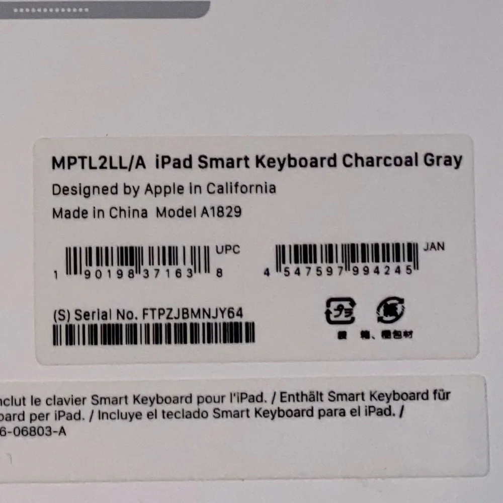 iPad Smart Keyboard, Charcoal Grey